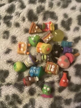 old grossery gang toys!